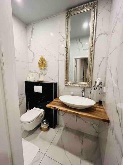 Appartement Xuba Apartmentrooms I Messe Prater I Kuechenzeile Vienne